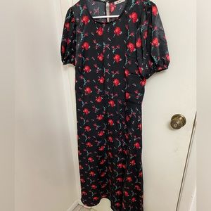 FREE WITH ANY PURCHASE (upon request!) MI AMI Black Flower dress (size L)